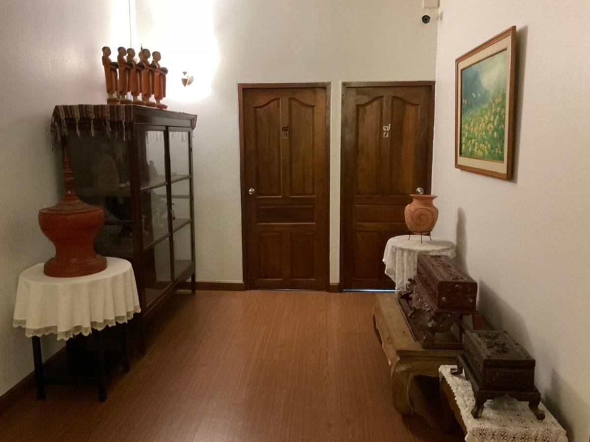 Baan Klang Vieng Hotel Csiangmaj Kültér fotó