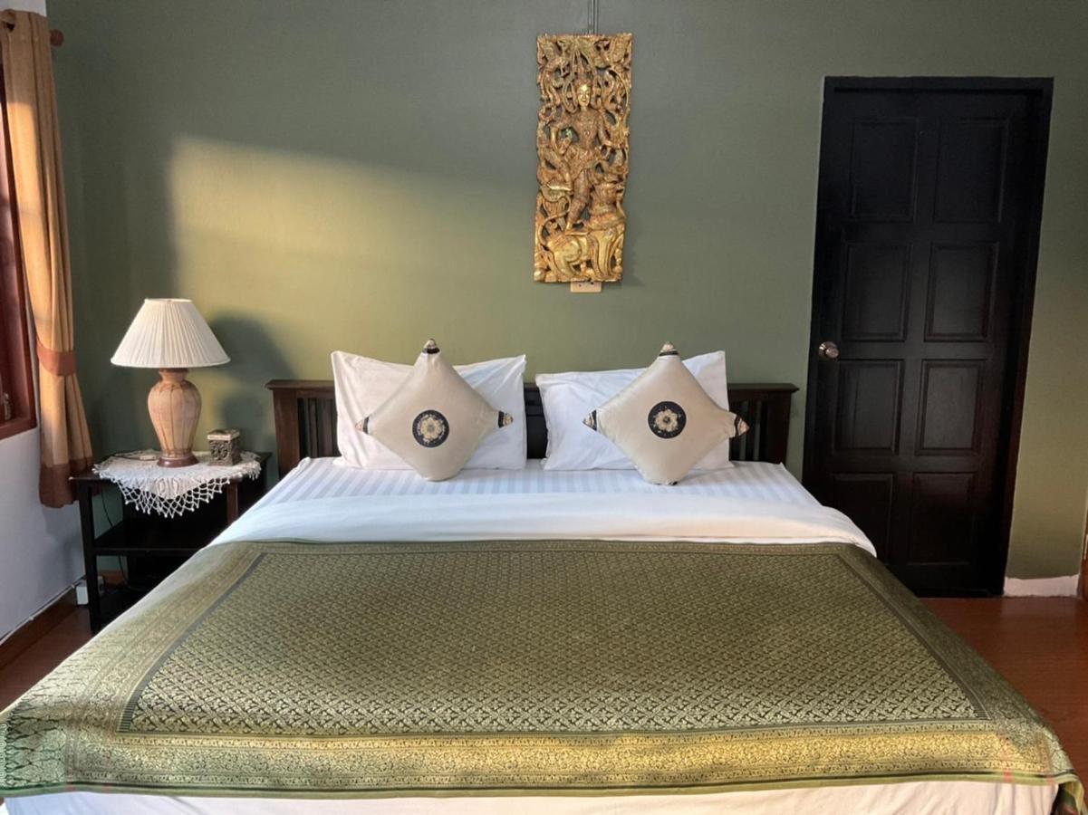 Baan Klang Vieng Hotel Csiangmaj Kültér fotó