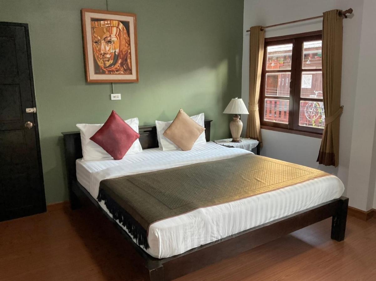 Baan Klang Vieng Hotel Csiangmaj Kültér fotó