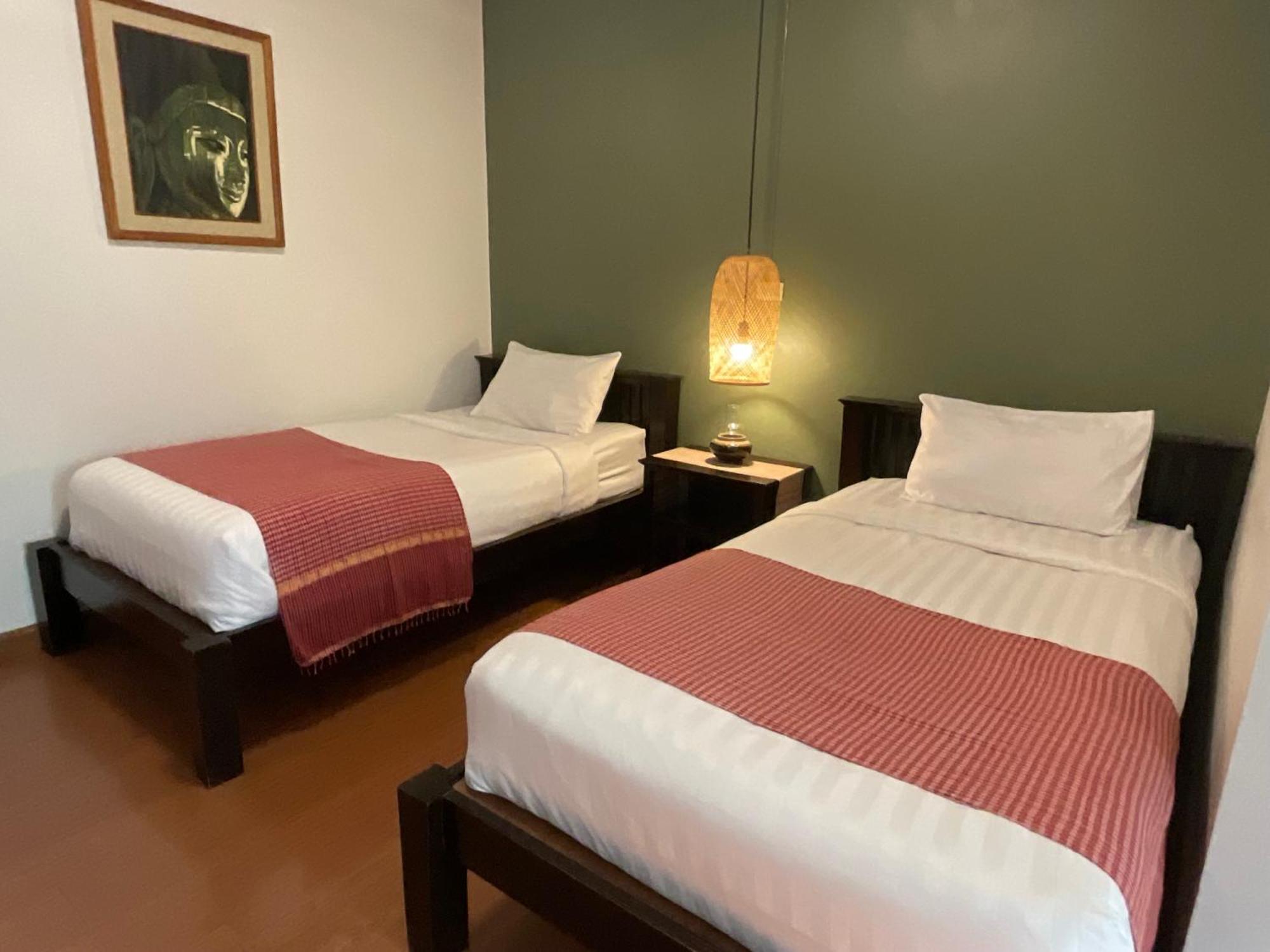 Baan Klang Vieng Hotel Csiangmaj Kültér fotó