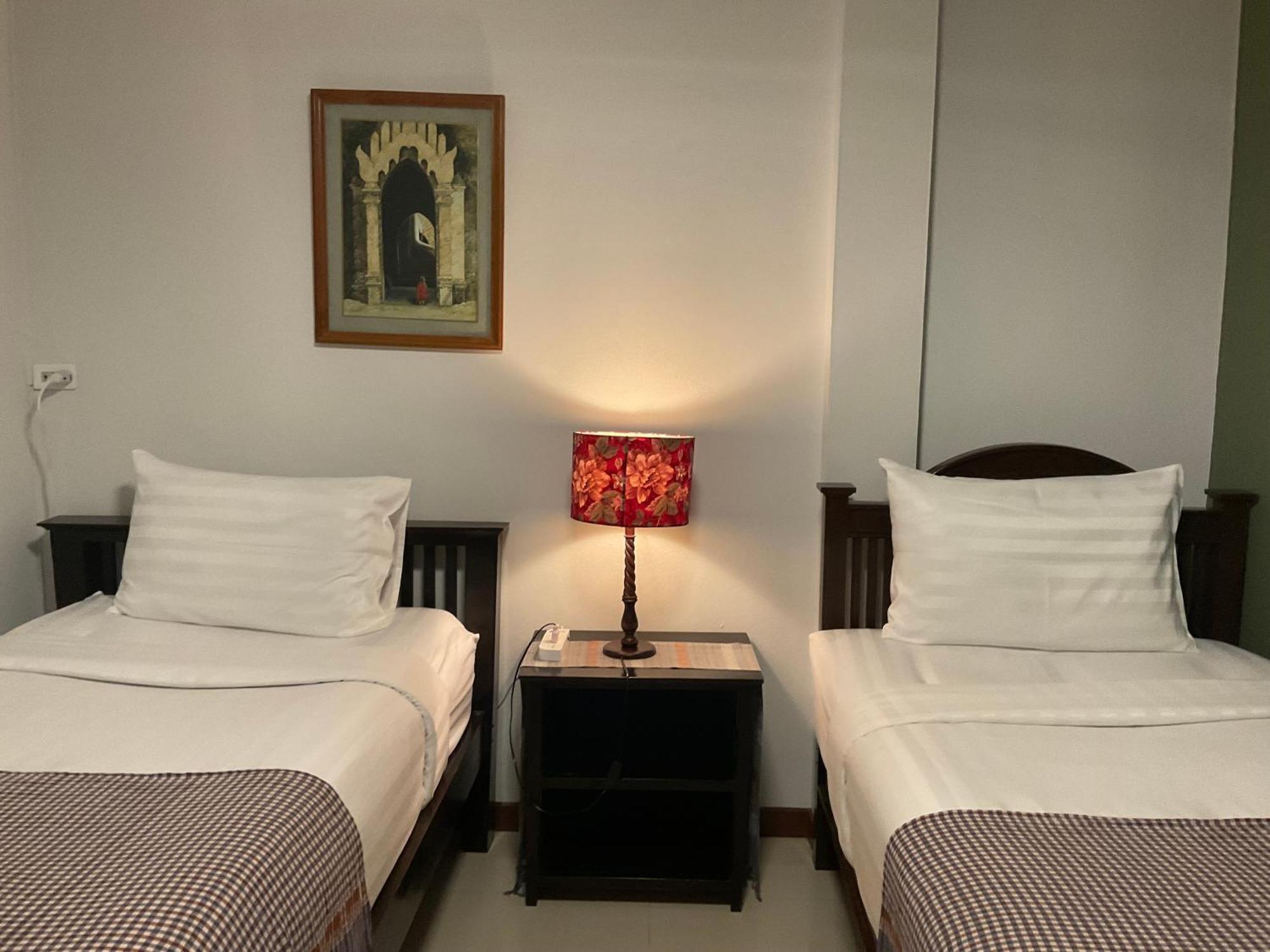 Baan Klang Vieng Hotel Csiangmaj Kültér fotó