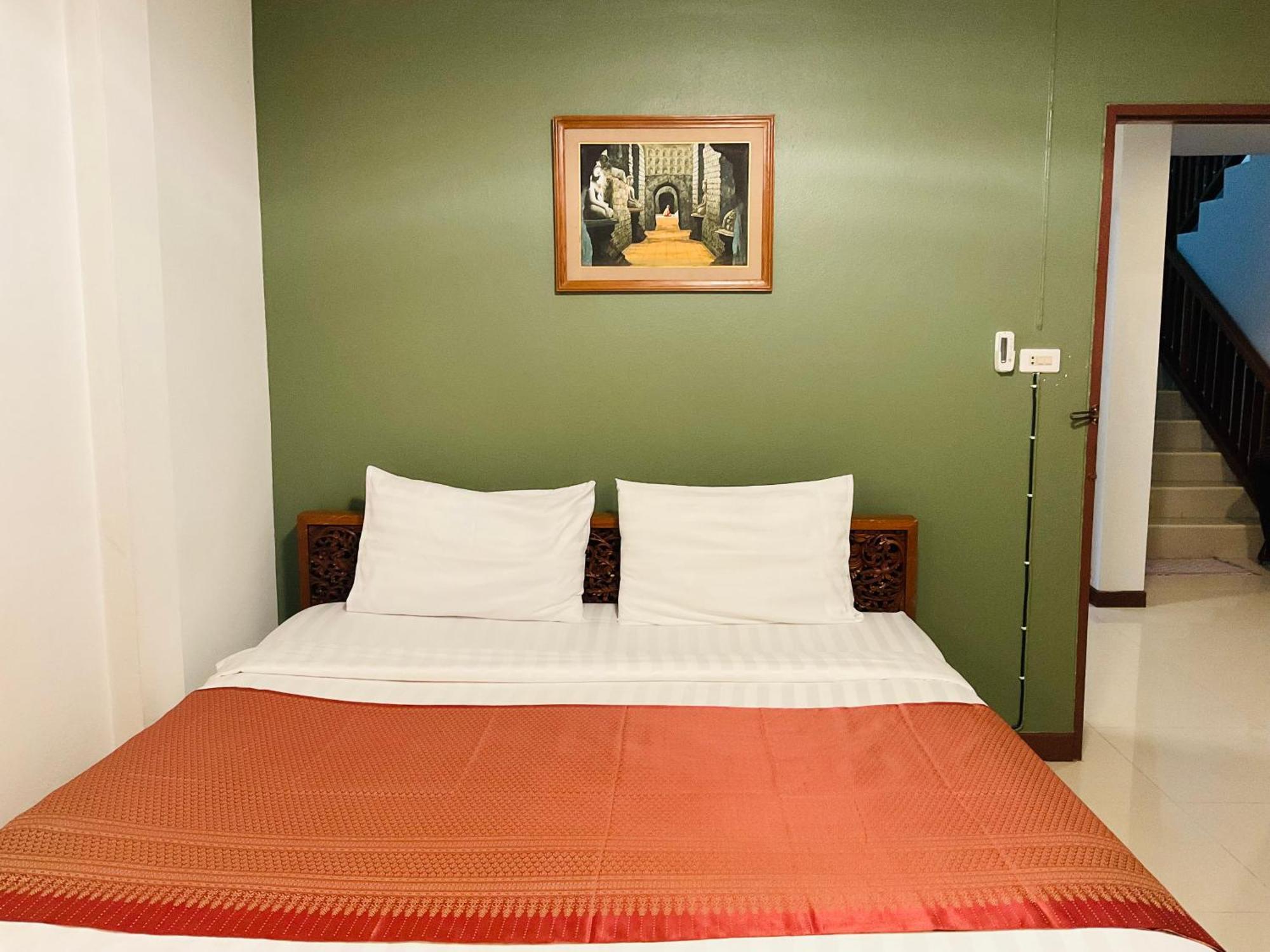 Baan Klang Vieng Hotel Csiangmaj Kültér fotó