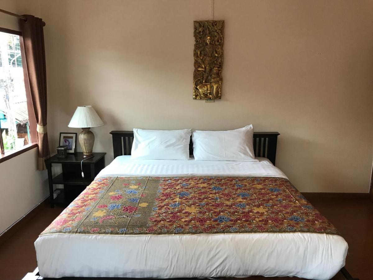 Baan Klang Vieng Hotel Csiangmaj Kültér fotó